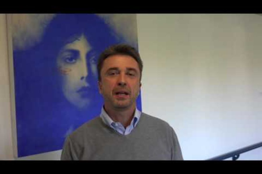 Intervista a Luca Bagnoli su “Vedere Oltre” di Omar Galliani